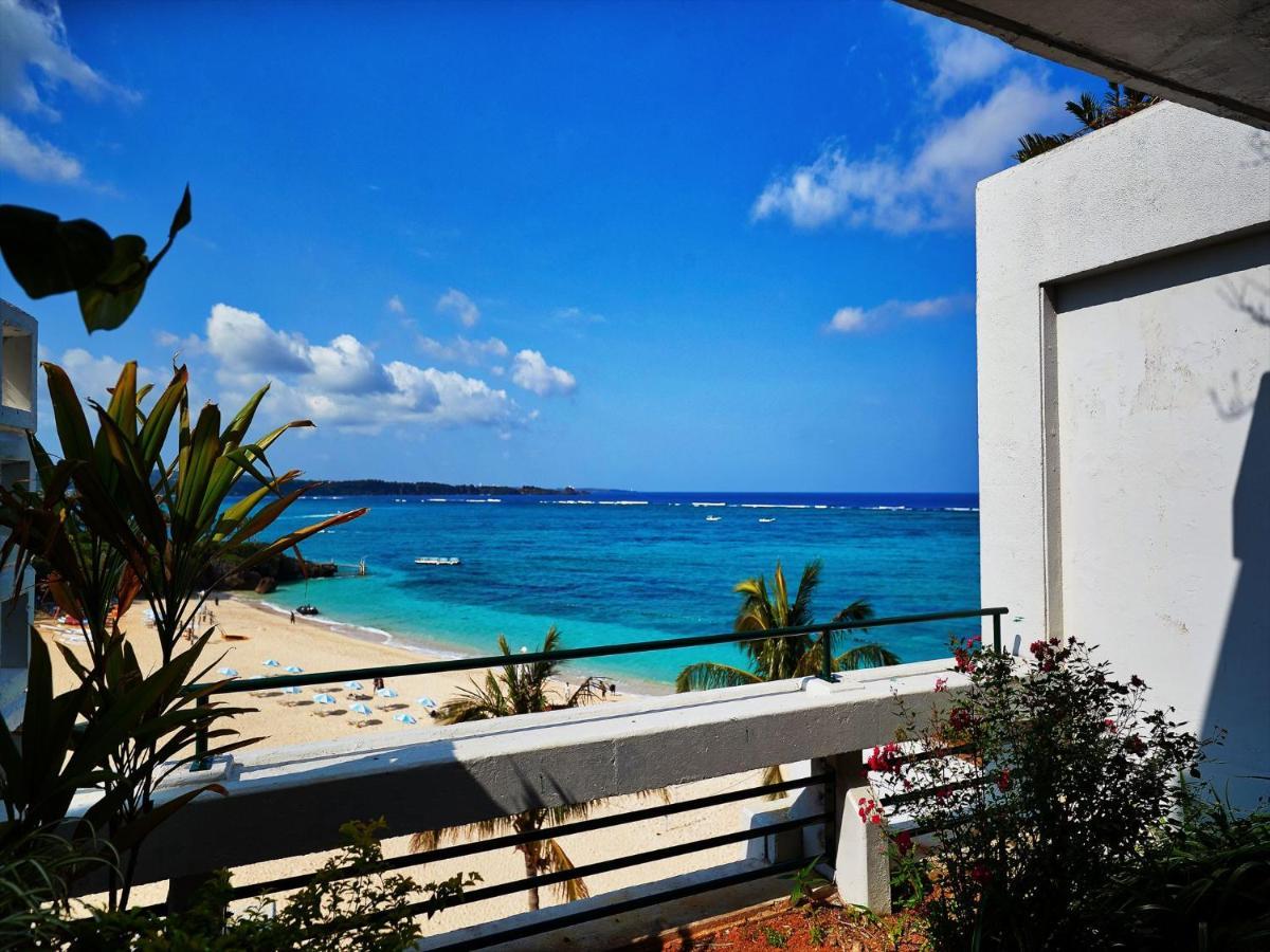 Palace In Moon Beach Onna Εξωτερικό φωτογραφία