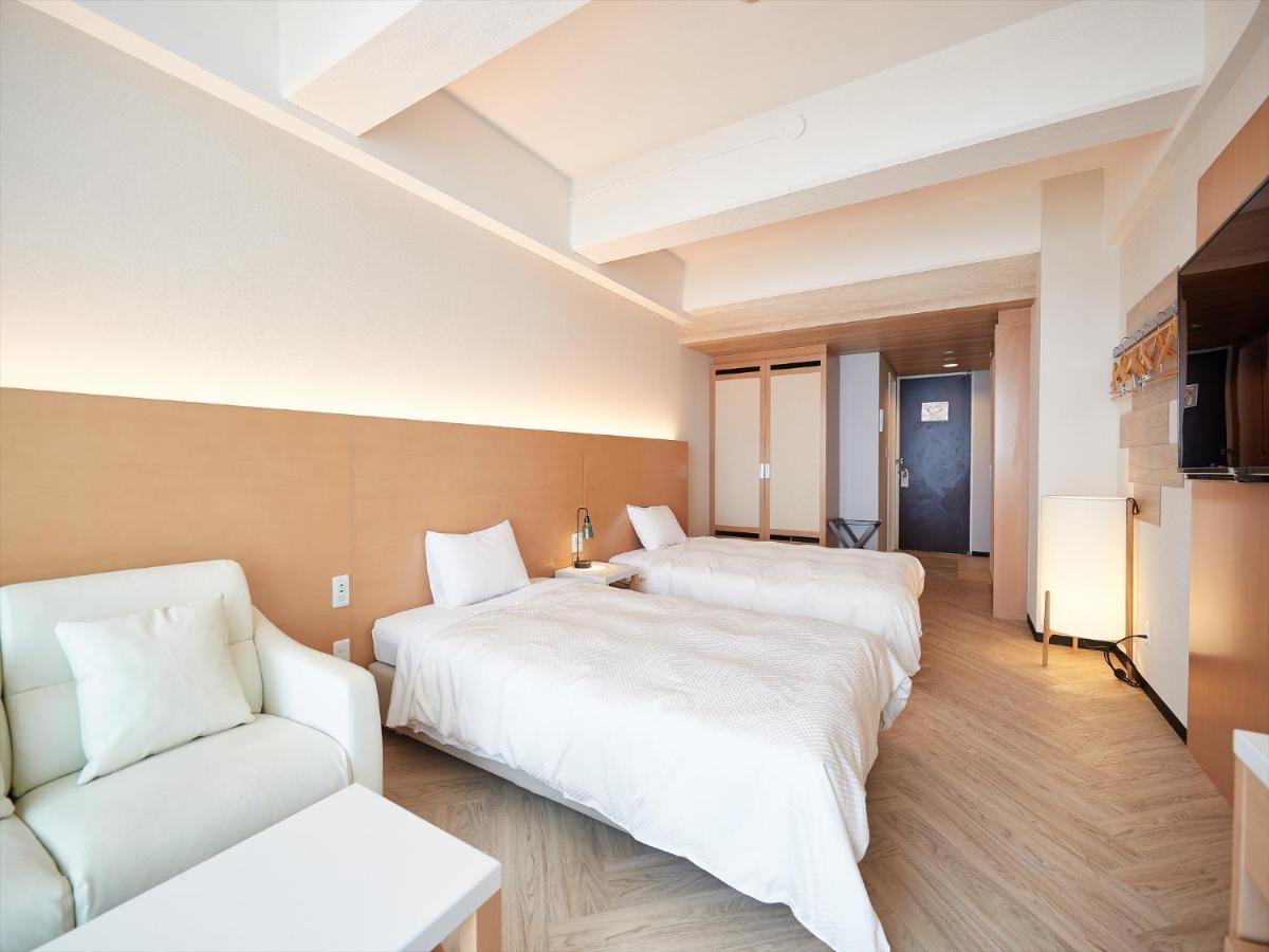 Palace In Moon Beach Onna Εξωτερικό φωτογραφία